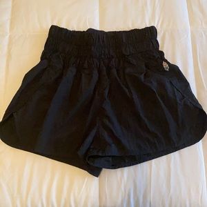 Free People The Way Home Short Black Size M